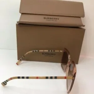 Burberry | Accessories | New Original Burberry Caroll  display picture 2